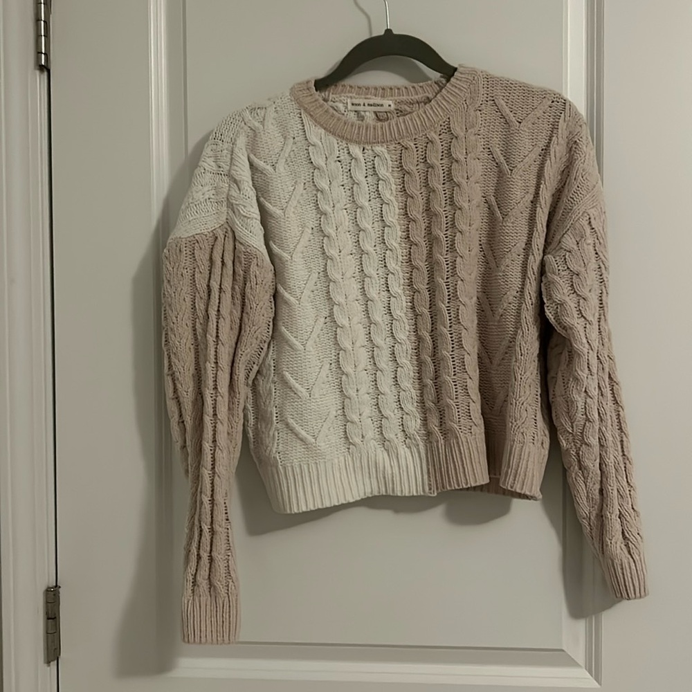Cozy two colored cropped sweater